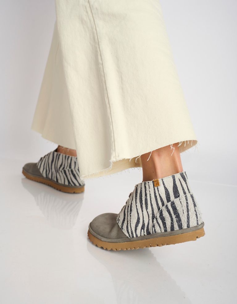 נעלי נשים - El Naturalista - נעליים משולבות TRIBU - זברה4