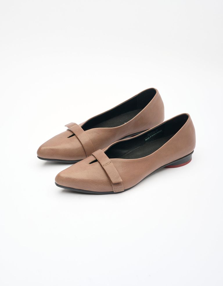 נעלי נשים - Yuko Imanishi - נעלי סירה שטוחות SASA - אפור חום2