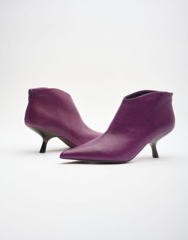 נעלי נשים - Jeffrey Campbell - מגפוני עקב HOOKED - סגול