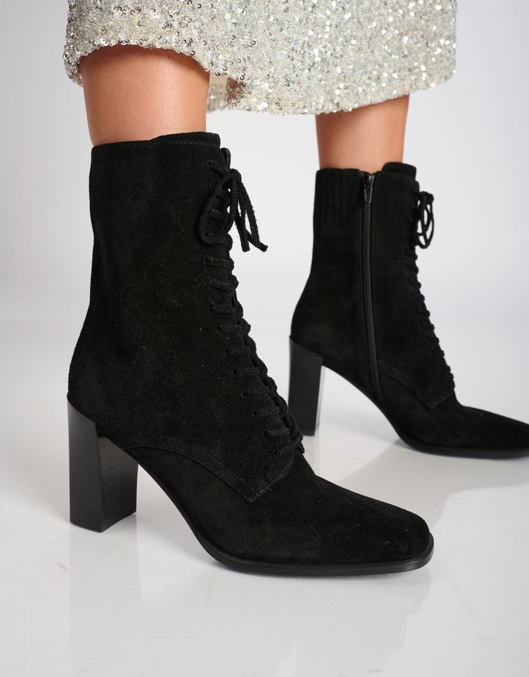 נעלי נשים - Jeffrey Campbell - מגפוני זמש עם שרוכים  SCR - שחור3