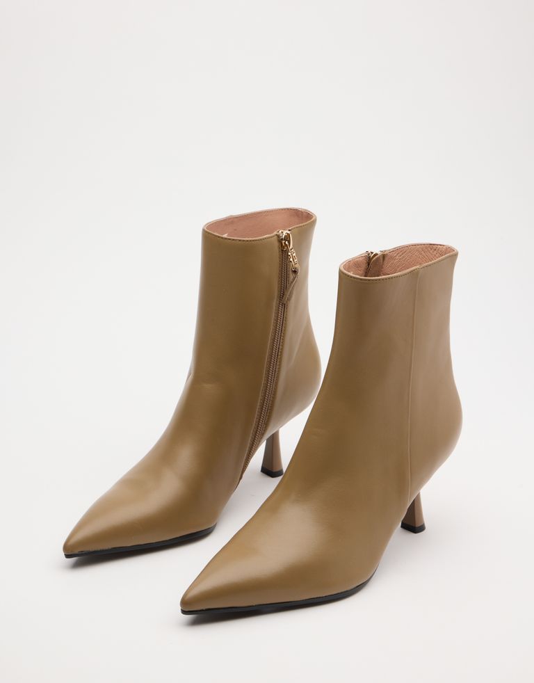 נעלי נשים - Bibi lou - מגפוני עקב SAKURA - בז'3