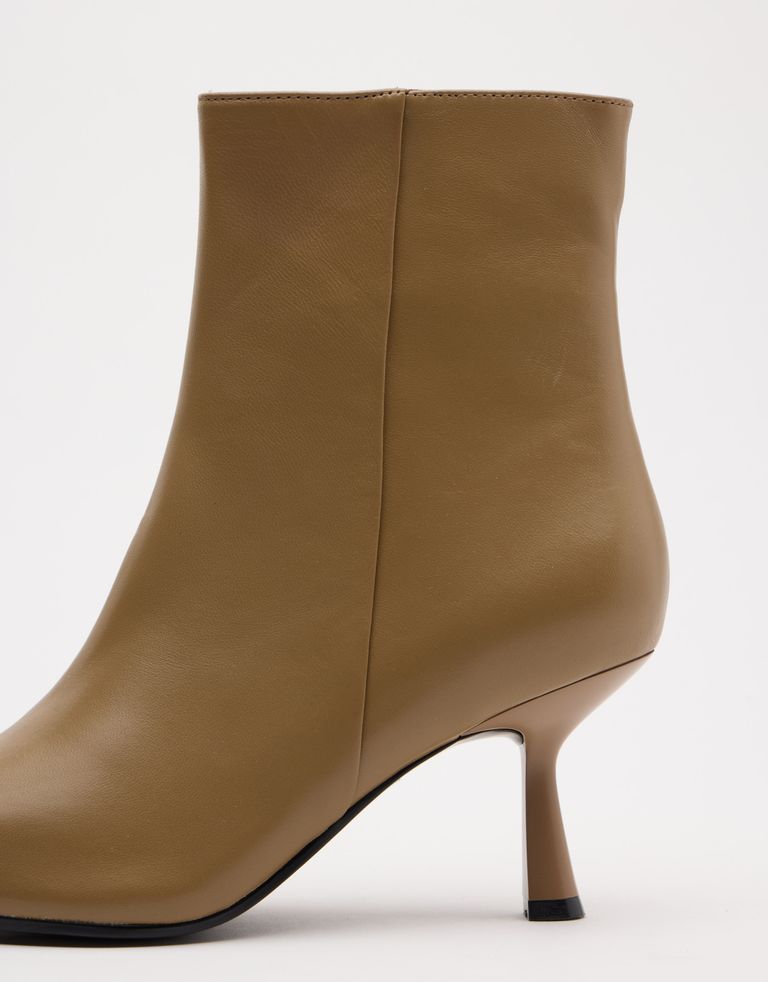 נעלי נשים - Bibi lou - מגפוני עקב SAKURA - בז'4