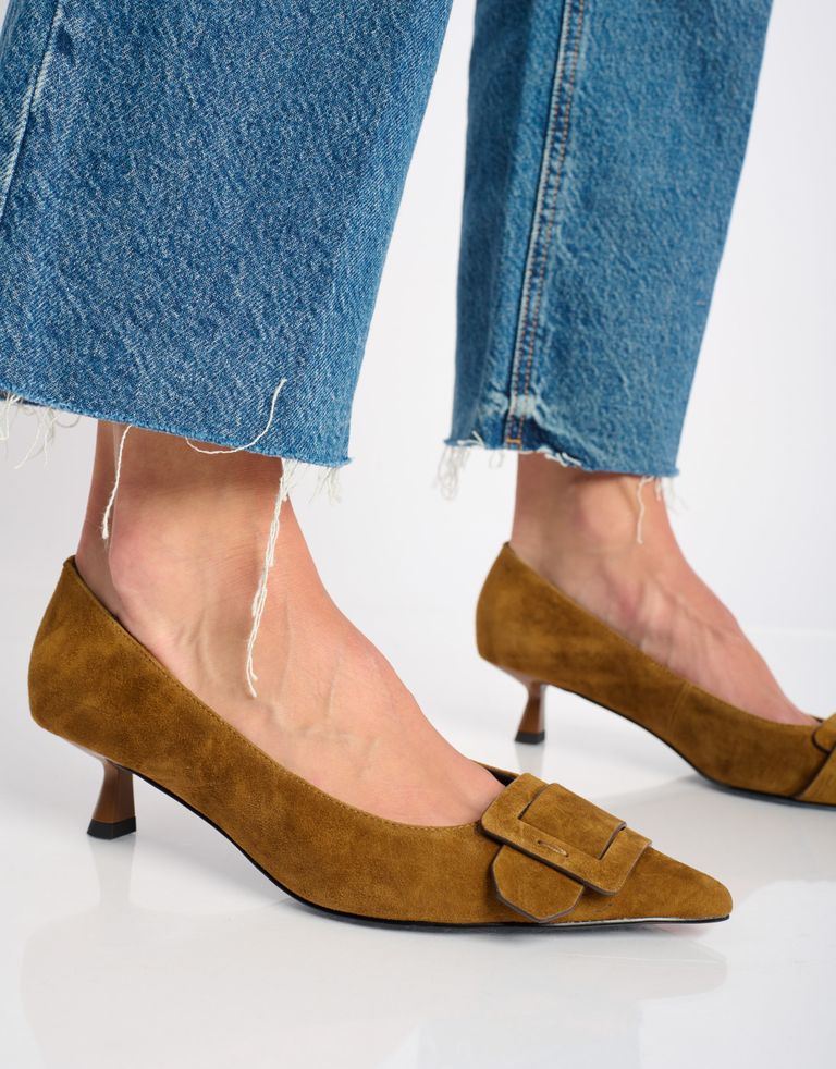 נעלי נשים - Bibi lou - נעלי סירה עם עקב ALTAR - קאמל3