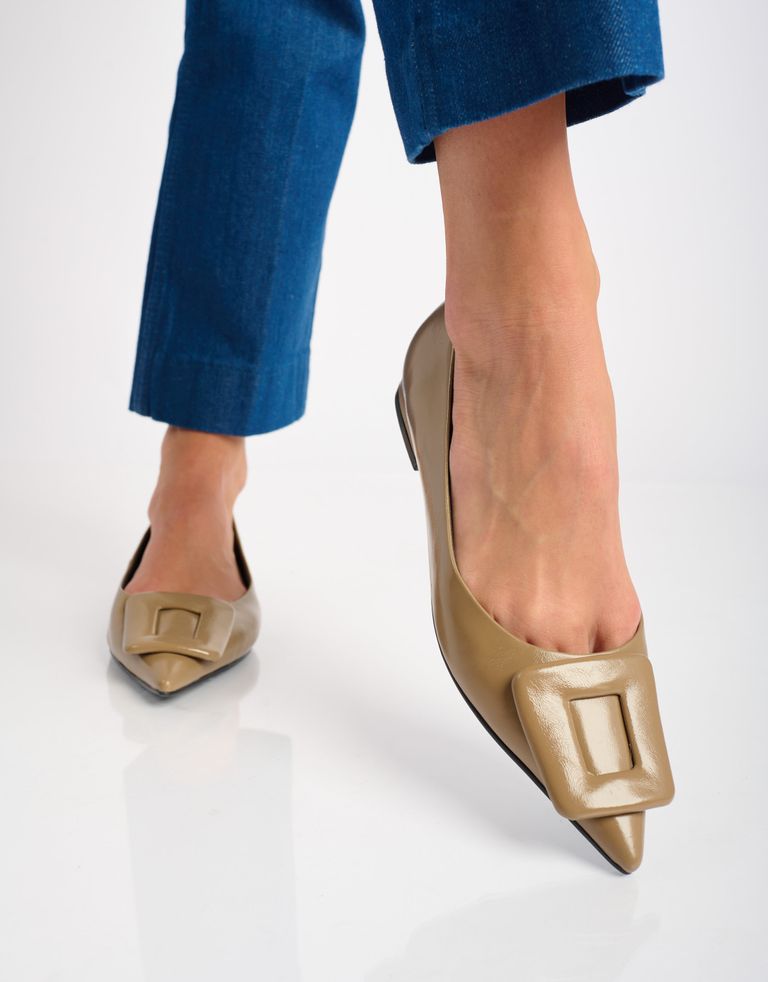 נעלי נשים - Bibi lou - נעלי סירה שטוחות BONNIE - בז'4