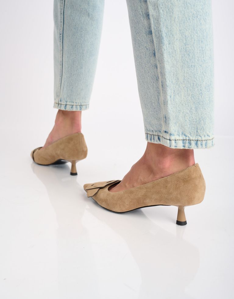 נעלי נשים - Bibi lou - נעלי סירה עם עקב ALTAR - בז'4