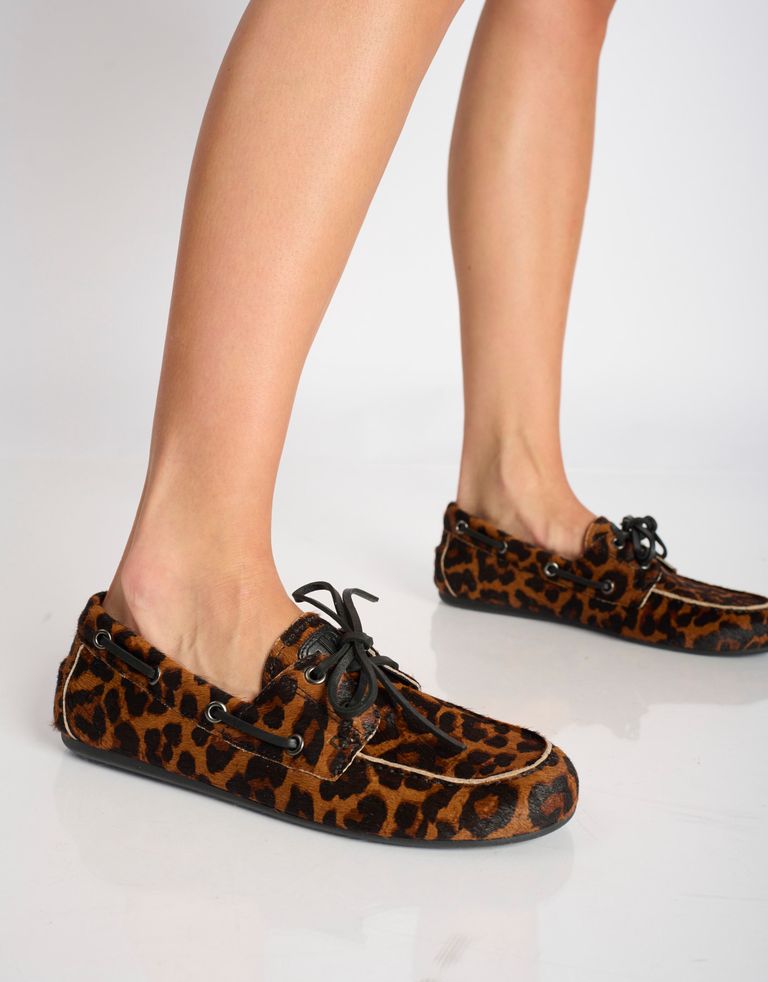 נעלי נשים - Bibi lou - נעלי מוקסין עם הדפס TANA - נמר3