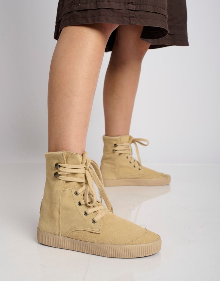 נעלי נשים - Aro - מגפוני זמש שרוכים NOELLE - בז'3