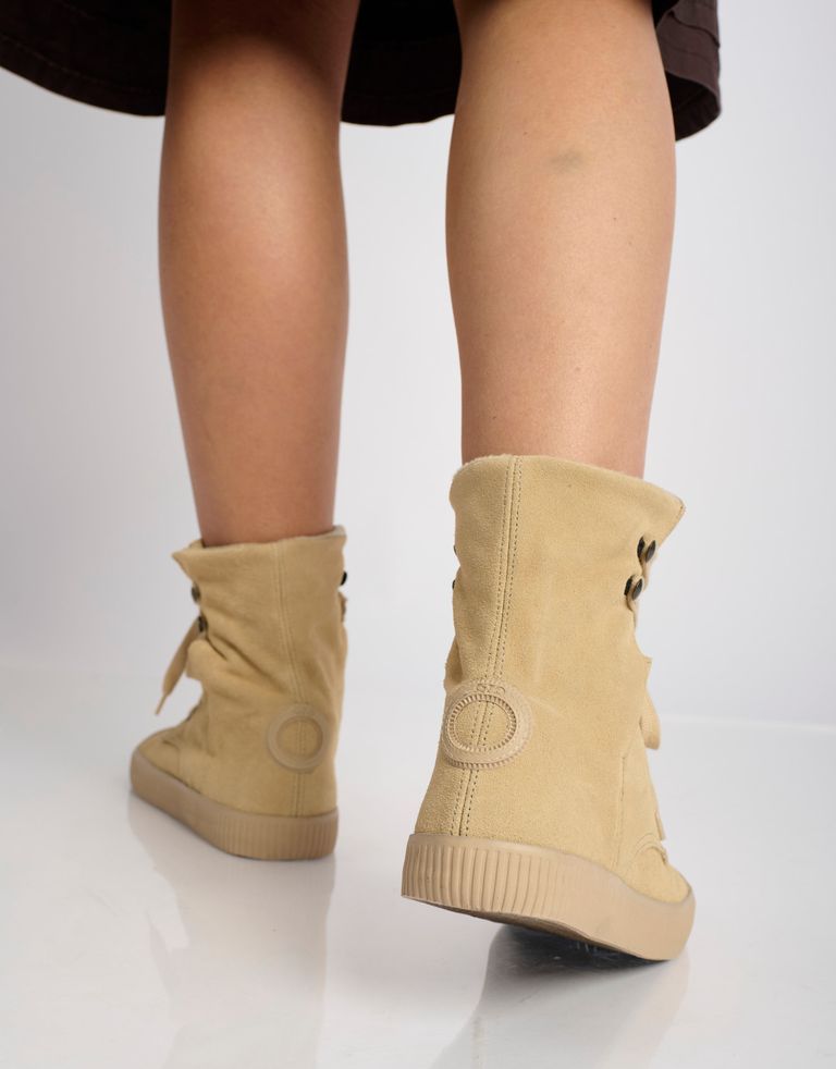 נעלי נשים - Aro - מגפוני זמש שרוכים NOELLE - בז'4