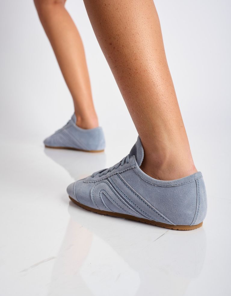 נעלי נשים - Jeffrey Campbell - סניקרס זמש ALETA - תכלת4