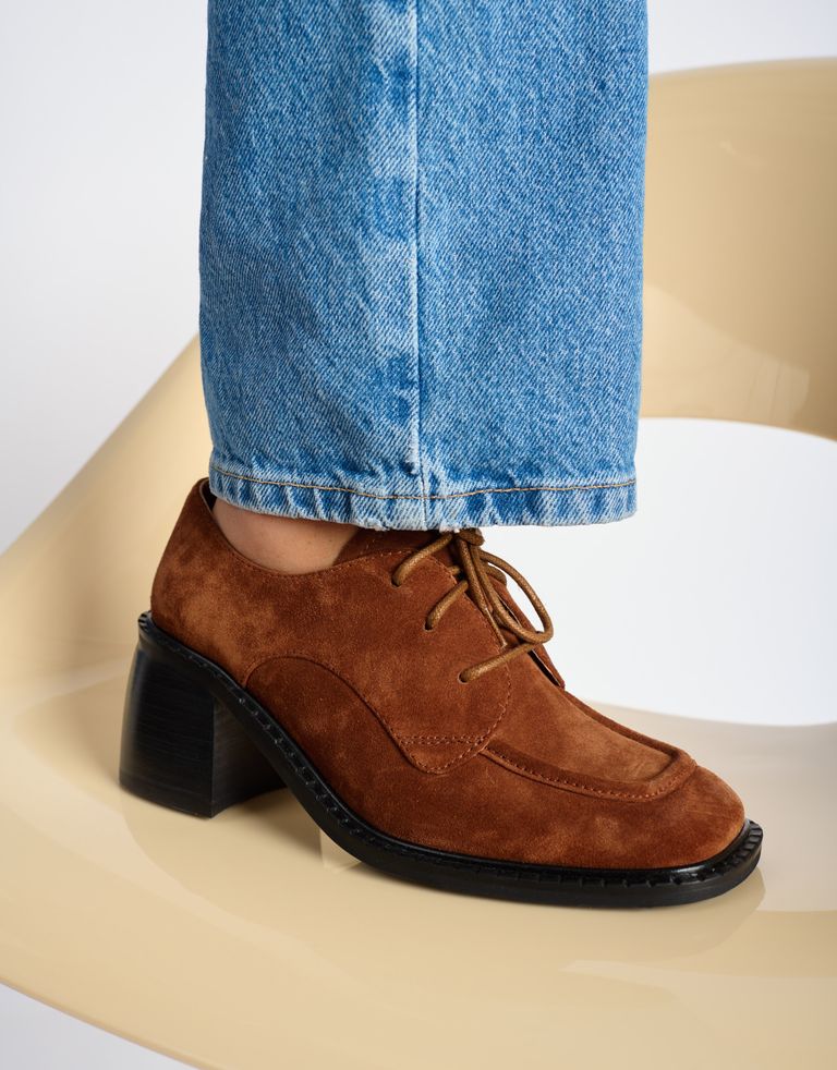 נעלי נשים - Jeffrey Campbell - נעלי זמש עם עקב DEMITRI - חום2