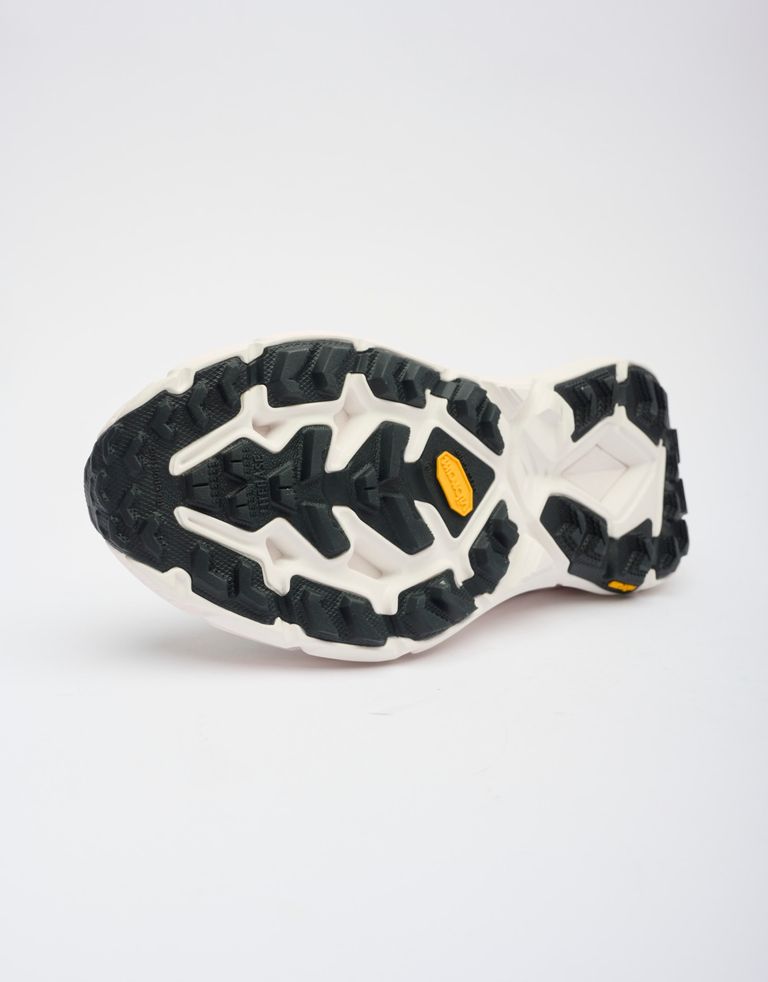 נעלי גברים - Hoka - סניקרס MAFATE SPEED4 LITE - לבן   שחור4