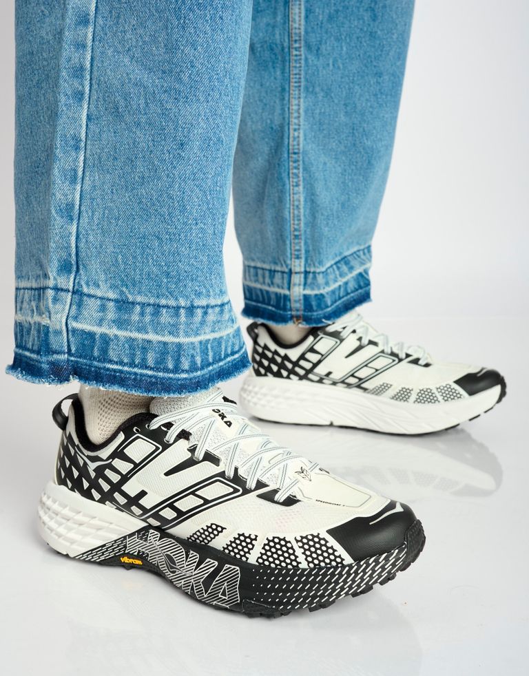 נעלי גברים - Hoka - סניקרס SPEEDGOAT - לבן   שחור4