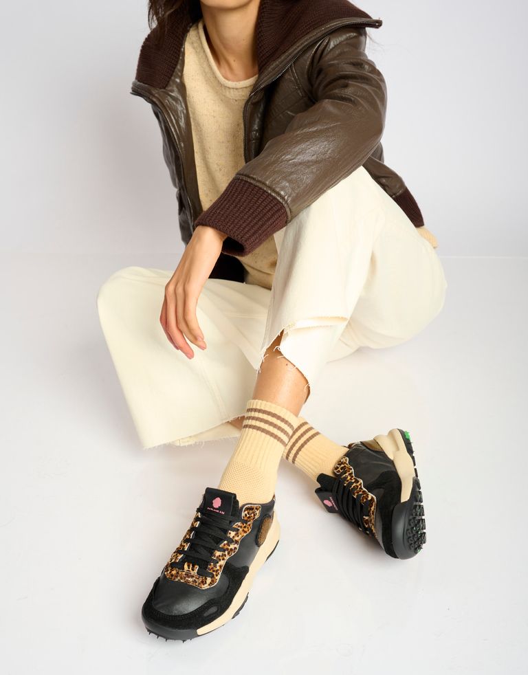 נעלי נשים - Le Bon Shoppe - גרביים GIRLFRIEND - חול3