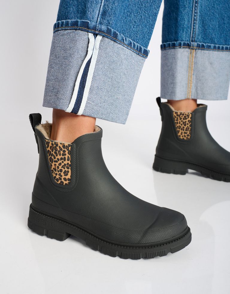 נעלי נשים - Verbenas - מגפוני גומי עם פרווה LUA - שחור מנומר3