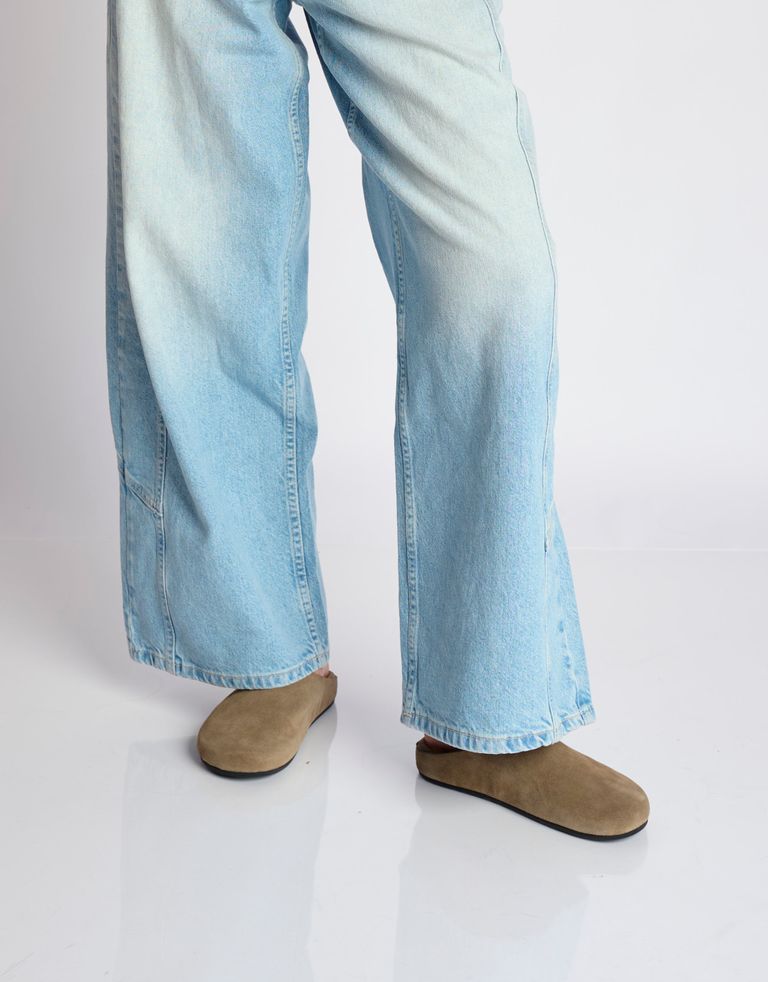 נעלי נשים - Jeffrey Campbell - כפכפי זמש CONTENT - אפור חום2