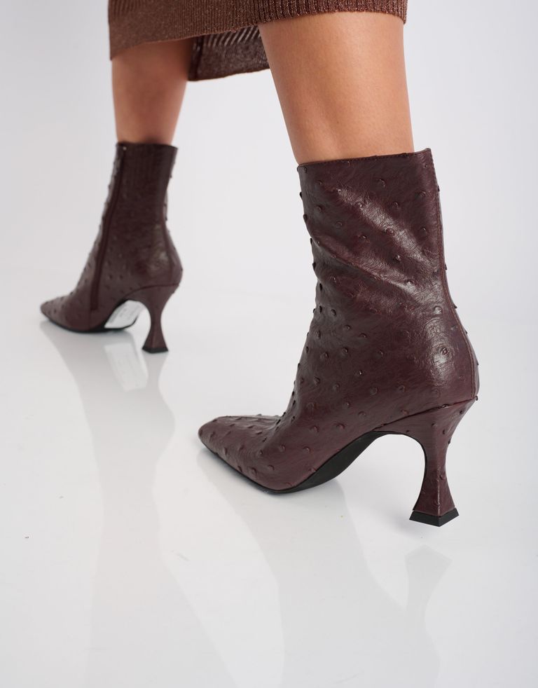 נעלי נשים - Jeffrey Campbell - מגפונים  CHEKMATE נקודות - בורדו4