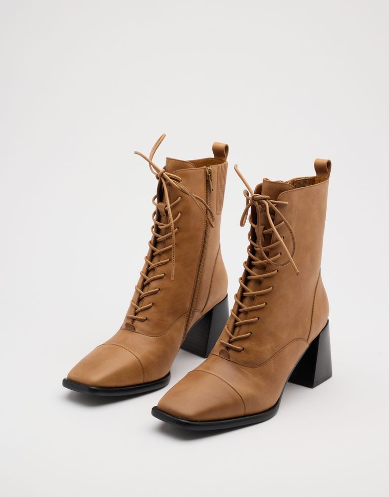 נעלי נשים - Jeffrey Campbell - מגפונים עם עקב WESTLYN - בז'2