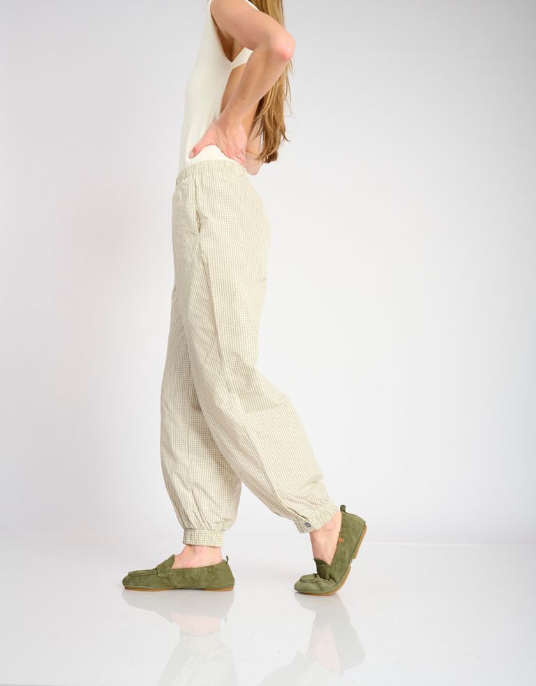 נעלי נשים - El Naturalista - מוקסינים מזמש ESSENSE - זית2