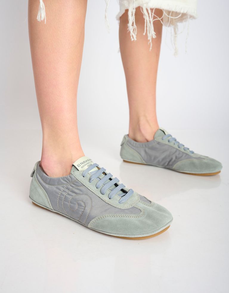 נעלי נשים - El Naturalista - סניקרס ניילון וזמש ESSENS - תכלת2
