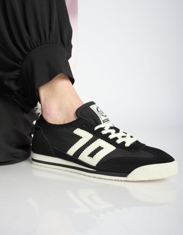 נעלי נשים - BACK 70 - סניקרס בד וזמש LEON - שחור