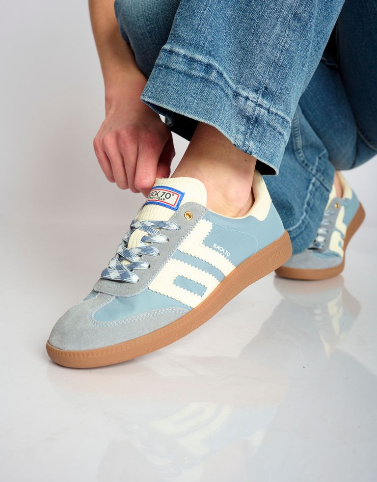 נעלי נשים - BACK 70 - סהיקרס בד וזמש GHOST - תכלת2