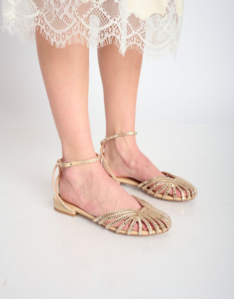 נעלי נשים - Bibi lou - סנדלים שטוחים SERABI - בז'3