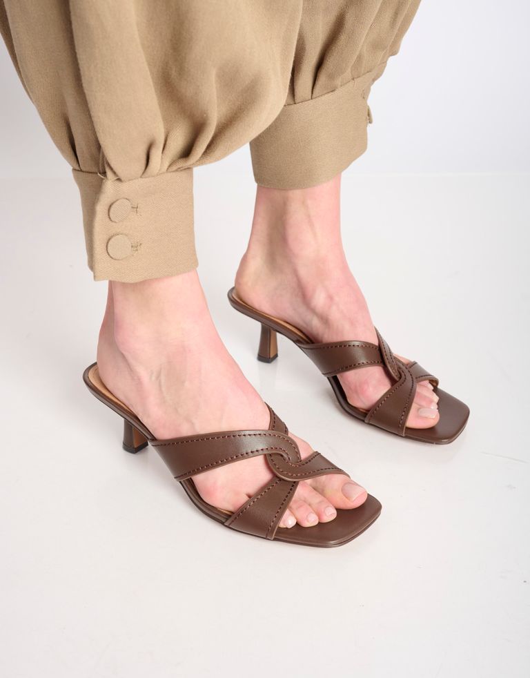 נעלי נשים - Bibi lou - כפכפי עקב MOSS - חום4