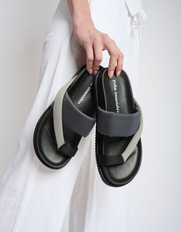 נעלי נשים - Yuko Imanishi - כפכפים MIN - אפור   שחור