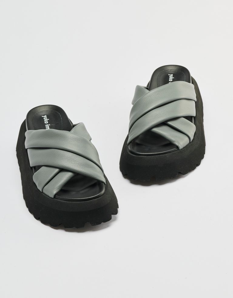 נעלי נשים - Yuko Imanishi - כפכפי פלטפורמה איקס MIA - אפור1