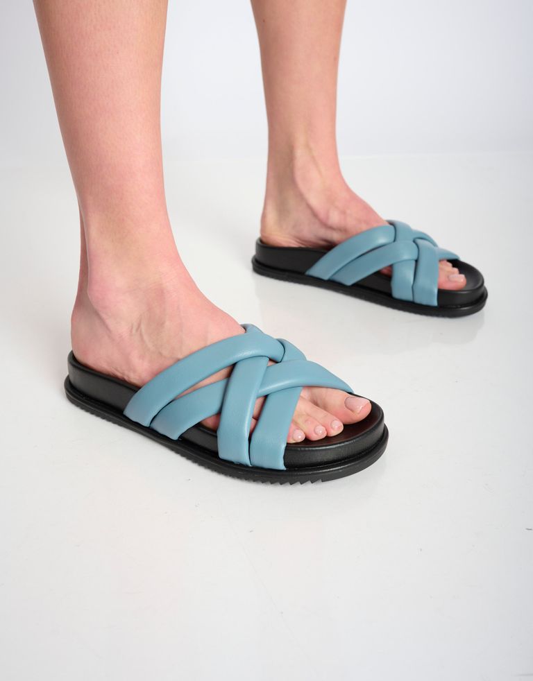 נעלי נשים - Yuko Imanishi - כפכפים HOA - תכלת4