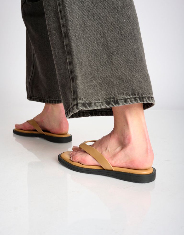 נעלי נשים - Rollie - כפכפי אצבע SQUARE TOE - בז'4