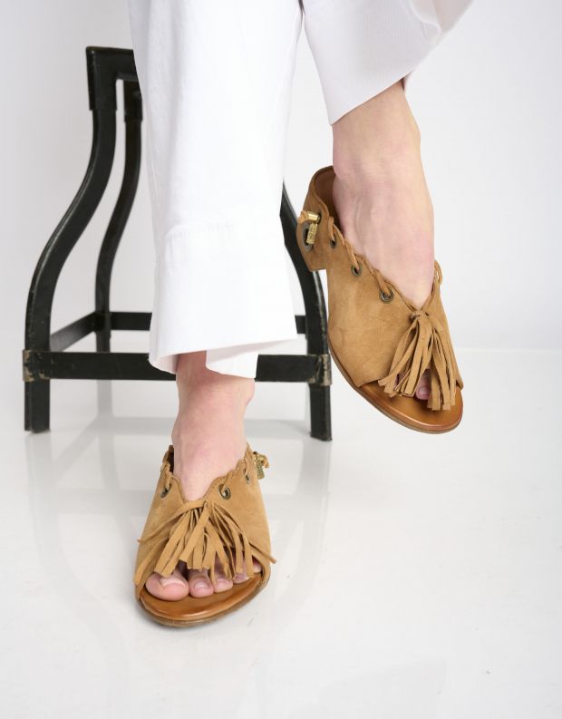 נעלי נשים - A.S. 98 - כפכפים עם עקב FORO - חום בהיר