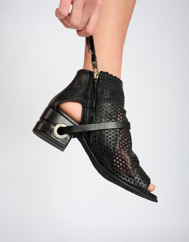 נעלי נשים - A.S. 98 - סנדלי עקב מחוררים FORO - שחור4