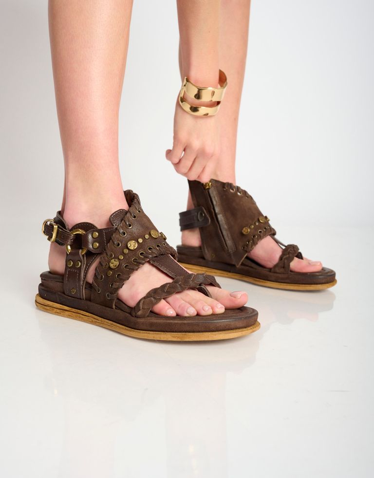 נעלי נשים - A.S. 98 - סנדלים עם ניטים SPOON - חום1