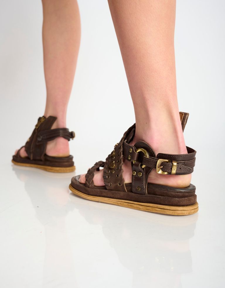 נעלי נשים - A.S. 98 - סנדלים עם ניטים SPOON - חום3