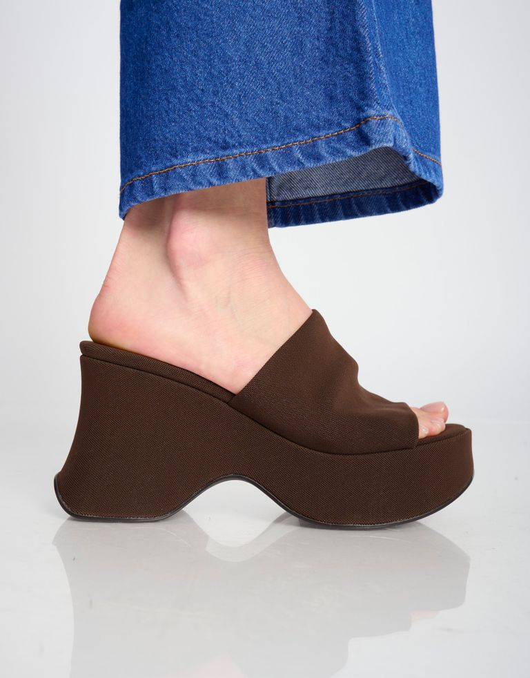 נעלי נשים - Jeffrey Campbell - כפכפי פלטפורמה מבד  6TEEN - חום4