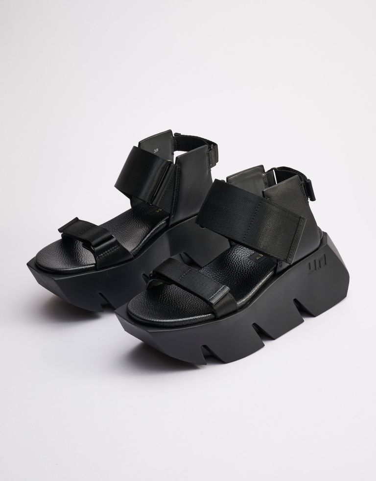 נעלי נשים - United Nude - סנדלי פלטפורמה BULL RUN - שחור2