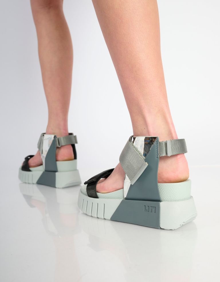 נעלי נשים - United Nude - סנדלי פלטפורמה DELTA RUN - אפור   שחור4