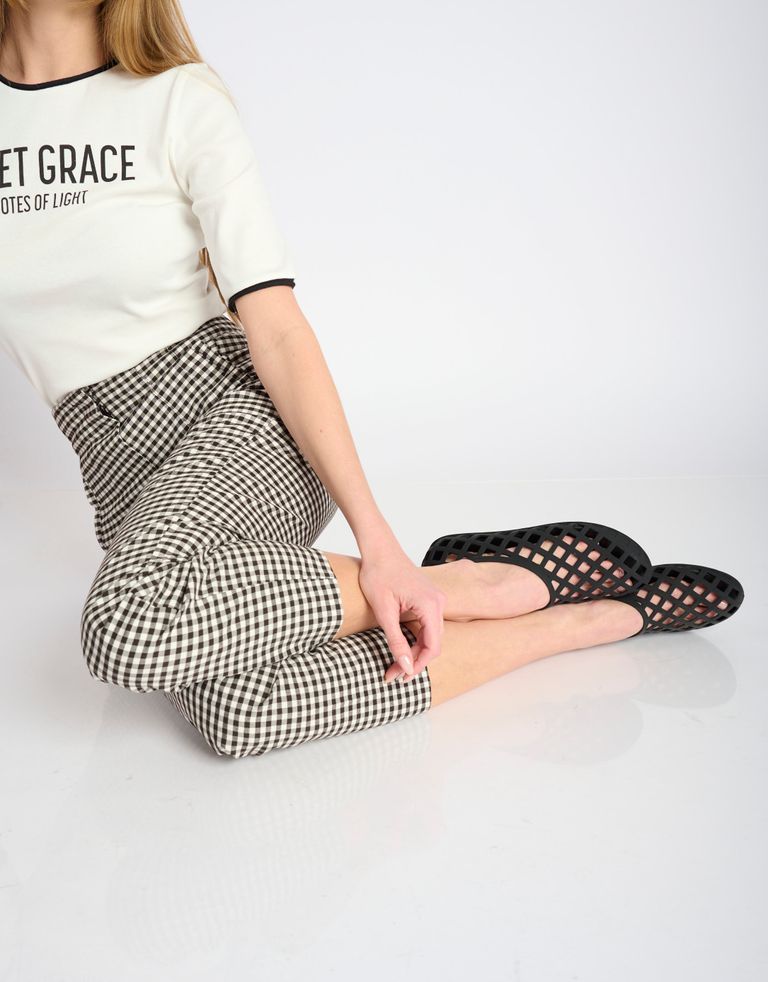 נעלי נשים - Jeffrey Campbell - נעלי גומי JELLZ - שחור1