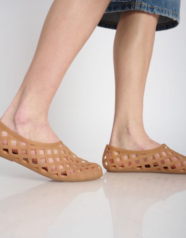 נעלי נשים - Jeffrey Campbell - נעלי גומי JELLZ - ניוד