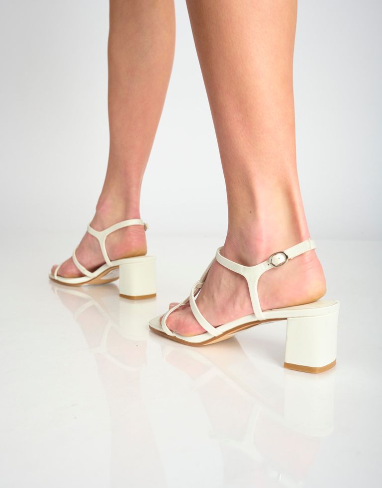 נעלי נשים - Jeffrey Campbell - סנדלי עקב סאטן HELIOS - אופוויט3