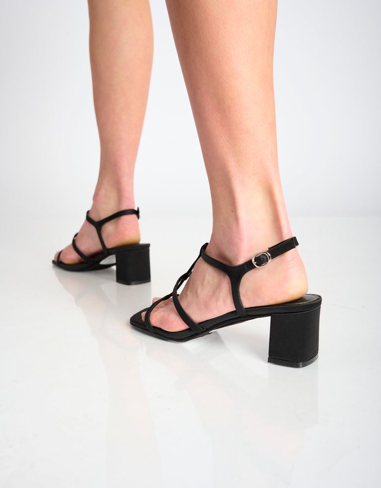 נעלי נשים - Jeffrey Campbell - סנדלי עקב סאטן HELIOS - שחור4