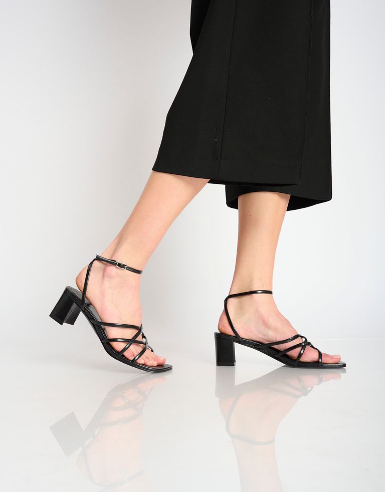 נעלי נשים - Jeffrey Campbell - סנדלי עקב ISABELA - שחור3