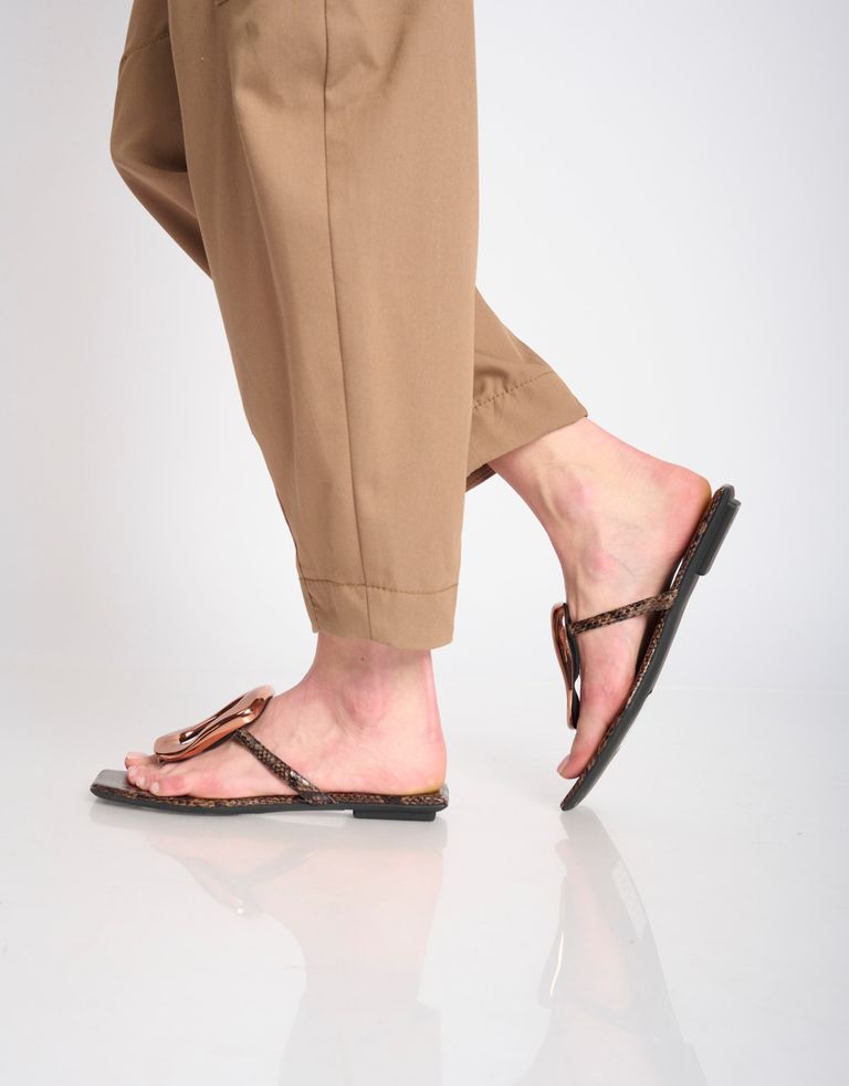 נעלי נשים - Jeffrey Campbell - כפכפים שטוחים LINQUES SNA - חום נחש3