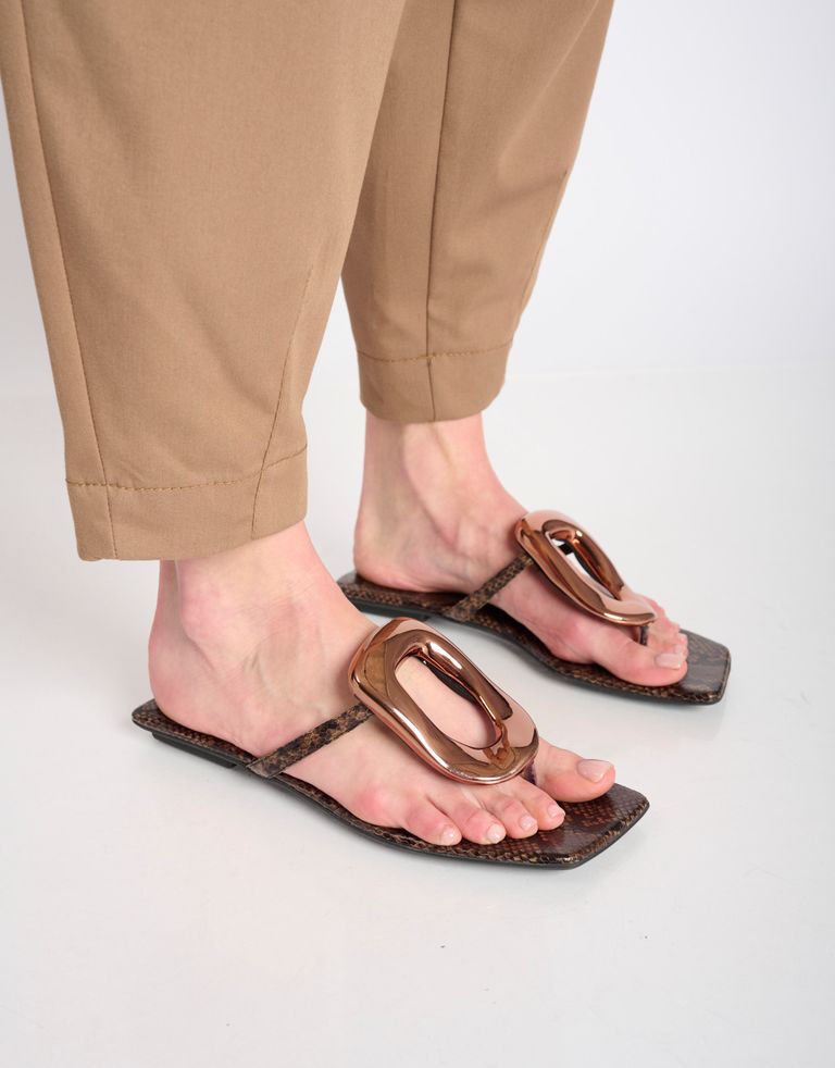 נעלי נשים - Jeffrey Campbell - כפכפים שטוחים LINQUES SNA - חום נחש4