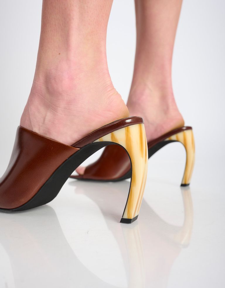 נעלי נשים - Jeffrey Campbell - כפכפי עקב ALLOCATE - חום3