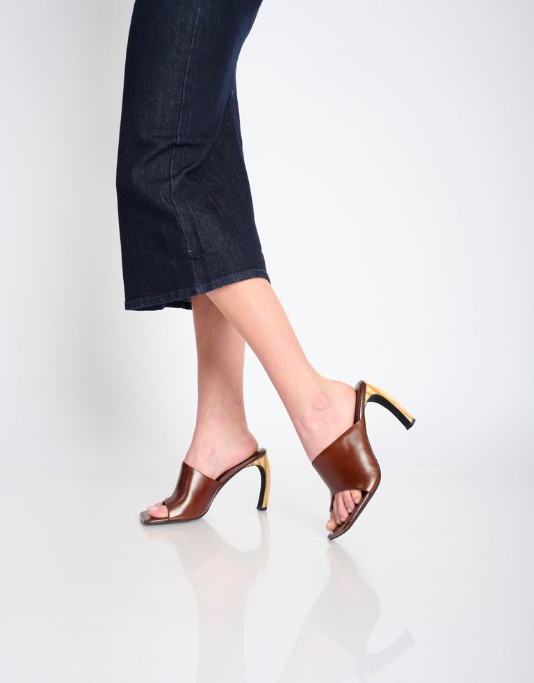 נעלי נשים - Jeffrey Campbell - כפכפי עקב ALLOCATE - חום4