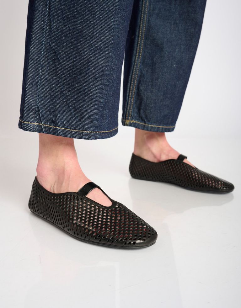 נעלי נשים - Jeffrey Campbell - נעלי בובה שטוחות STUNZ - שחור2