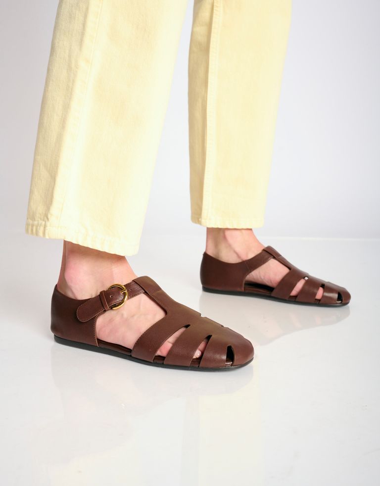 נעלי נשים - Jeffrey Campbell - סנדלים שטוחים THEORIZE - חום כהה4