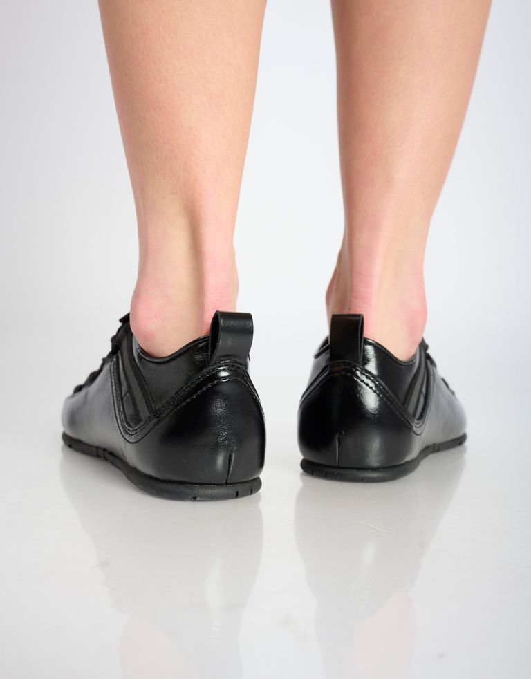 נעלי נשים - Jeffrey Campbell - סניקרס TREAD - שחור4